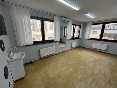 Продаш офісного приміщення в центрі міста Хмельницкий