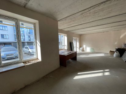 Продам комерційне приміщення на в'їзді до сучасного ЖК Ірпінь