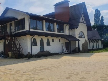 Продаж ресторанно-готельного комплексу з виходом на р. Дніпро Кременчук