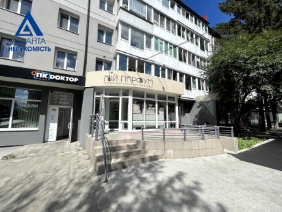 Продаж фасадного приміщення в центральній частині міста! Луцьк