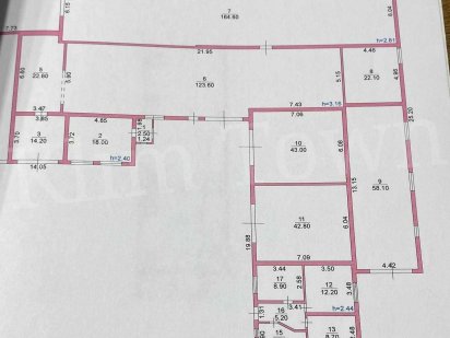 Продається приміщення в центрі міста під комерційну діяльність Переяслав-Хмельницкий