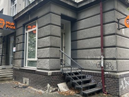 Продаж 2 кімнатноі квартири,можна під Комерцію,Центр. Івано-Франківськ