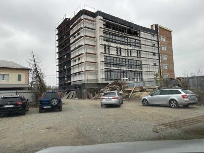 Продаж офісне приміщення, вул. Максимовича - Надрічна Івано-Франківськ