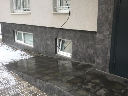 Продам або здам в оренду приміщення  по вул. спортивна 17 Черновцы