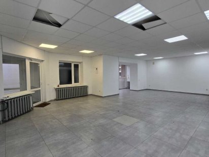 Продаж комерційного приміщення в центральній частині міста Чернігів