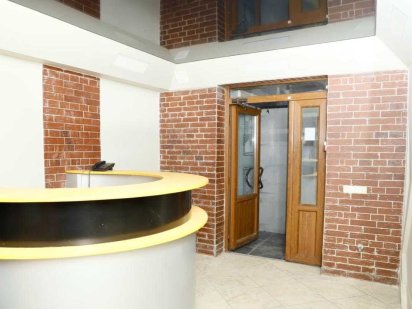 Нежитлове приміщення в центрі міста. Хороший стан та зручне планування Івано-Франківськ