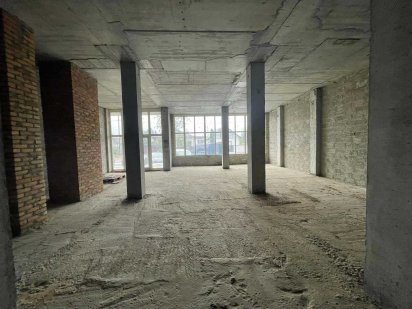 Продам комерційне приміщення в р-н Казбет | ЖК на 500 квартир Черкаси
