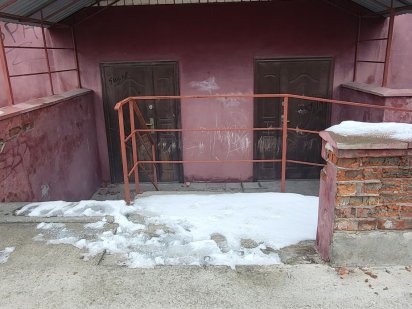 Продаж приміщення під магазин продуктових товарів Чернигов