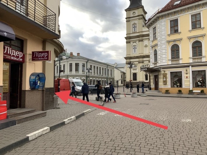 Цокол комерція Центр Франківськ - фото 1