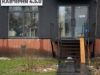 Продаж 28 кв.м. Фасад. Готовий орендний бізнес. Київ