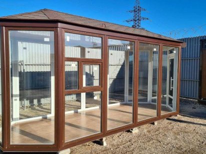 Торговий павільйон, кіоски, зупинки, кіоски, офіс продажів, побутівки