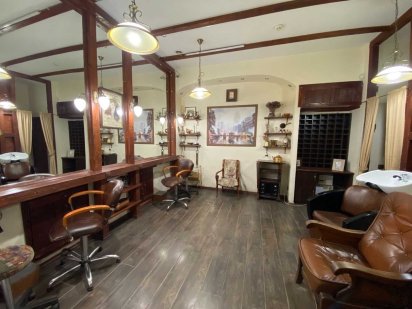 Продаж салон, кафе, магазин. Межигірська, 24. Поділ. Окремий вхід Київ