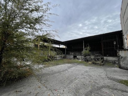 Продаж виробничого цеху із побутовими приміщеннями