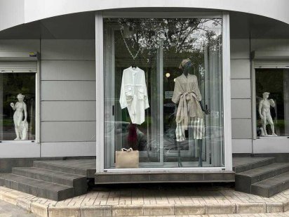 Продам магазин/шоурум/салон красоты пр. А. Поля Дніпро