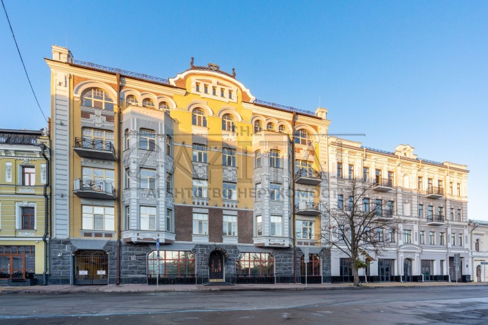 Продаж майнового комплексу на Контрактовій площі - фото 1
