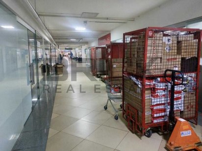 Без% Комерція 31,3м2, Мега Сіті, Харківське шосе, Дарниця Киев