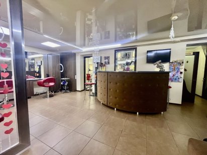 Продам салон красоты на пр. Гагарина Дніпро