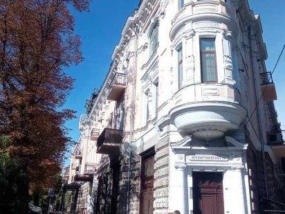 Площадь 1000м2 в доме возле гор сада, под отель офис, квартиры, бизнес Одеса