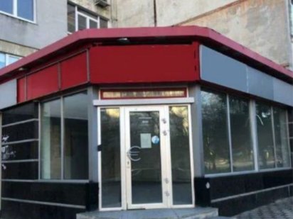 Продам помещение на красной линии возле метро Алексеевская Харків