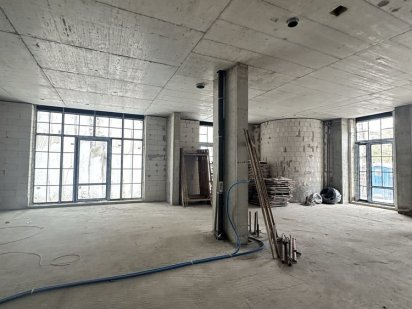 Фасадное, угловое помещение 1 этаж, центр, ЖК Гимназист, М. Арнаутская Одесса