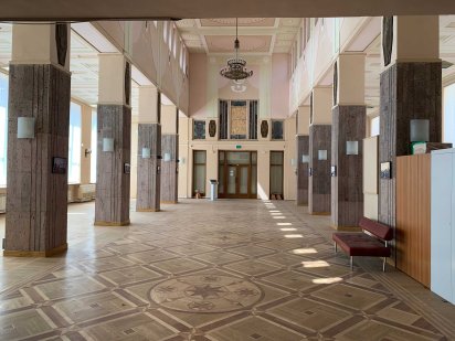 Продам нежитлове приміщення під ресторан Харьков