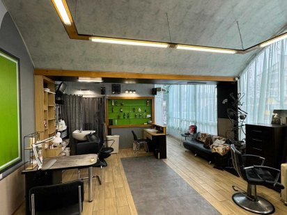 Продаж комерційної площі з діючим бізнесом Рованцы