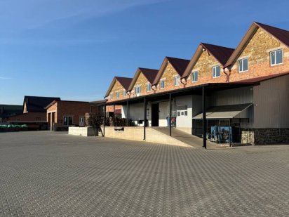 Продаж Комерційного Комплексу з СТО та Складськими Приміщеннями Фасад Княгининок