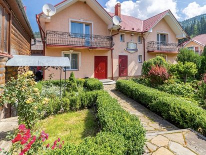 Готельний комплекс, Котеджі, Садиба в Карпатах Татарів Татарів