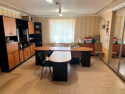 Продається офісне приміщення Снятин