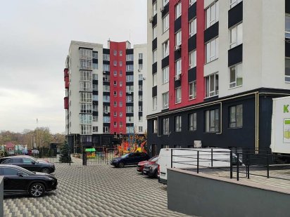 Продам квартиру, приміщення ЖК Рідний вул.Покровська 2/1 с.Гатне Гатное