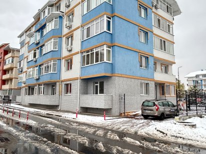 Продається  фасадне приміщення під комерцію в ЖК Фемілі, Гатне Гатное