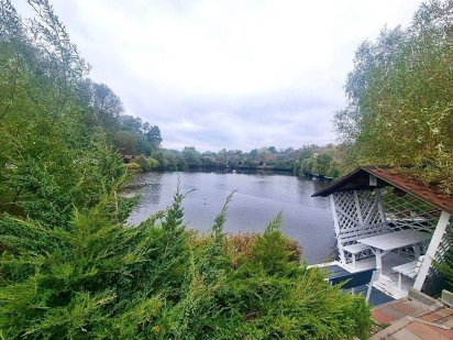 Продаж готельно-ресторанного комплексу в 10 хв від Києва Крюковщина