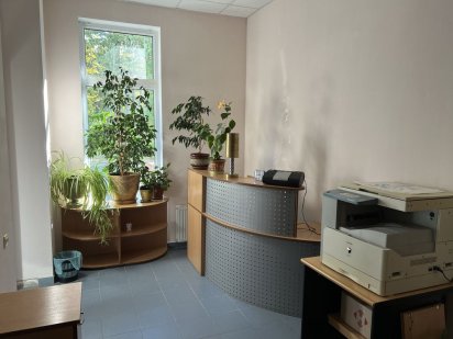 Офісне приміщення площею 187 м.кв. З ремонтом та меблями в Крюківщина Крюківщина