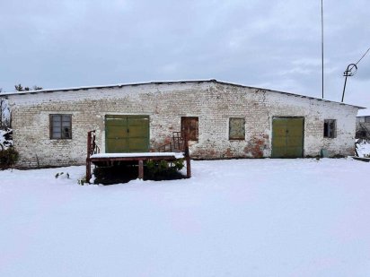 Комплекс приміщень комерційного призначення 2150м2 , с.Фурси Фурсы