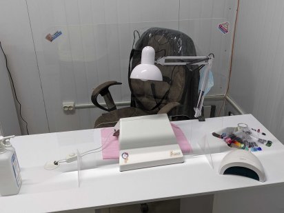 Продам комерційне приміщення (форма оплати будь яка) Чертков