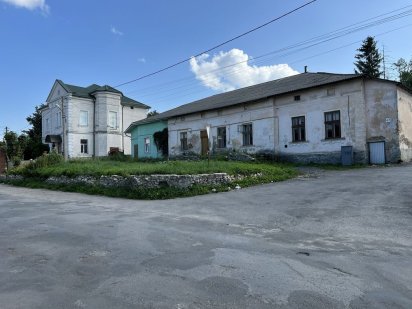 Продається нежитлове приміщення Зборів