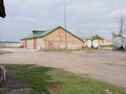 Продаж  приміщень загальною площею 1000 м2 Дубіївка