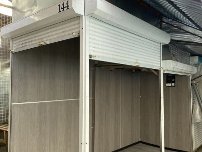 Продам кутовий контейнер Черновцы