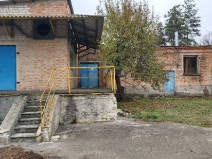 Оренда комплексу нежитлових приміщень на трасі при в'їзді у м Городище Городище