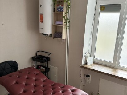 Сдам кабинет при салоне