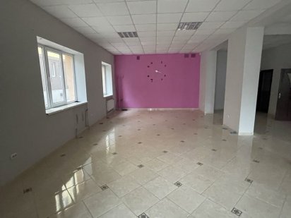 Оренда комепрції, центр Калуш