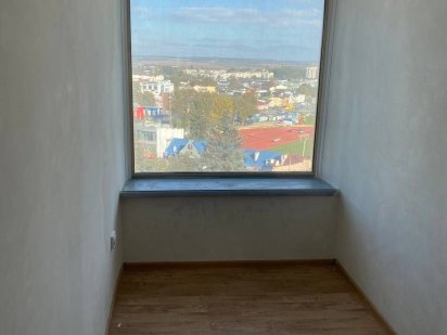 Здам /продам 2 офісних приміщення (центр міста ). Кам'янець-Подільський