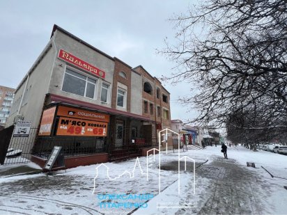 Здам в оренду комерційне приміщення в центрі мікрорайону! Кам'янець-Подільський
