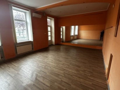 Погодинна оренда спортзалу Мукачево