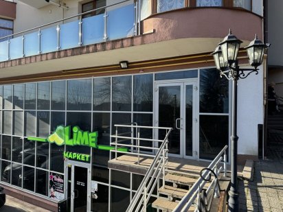 Продається комерційне  приміщення по вул Крушельницької 151 м2 Трускавец