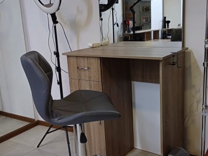 Оренда місця бровіста / візажиста Умань