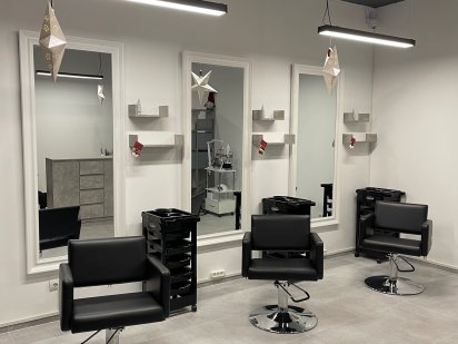 Оренда робочих місць для перукарів/майстрів з нарощення волосся Хмельницький