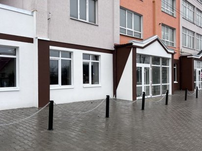 Фасадне  приміщення під комерцію Хмельницький