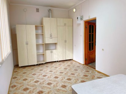 Здається приміщення в центрі Хмельницький