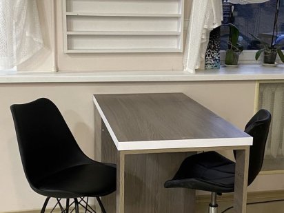 Оренда манікюрного стола Хмельницький